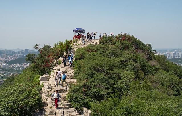 Thousand Buddha Mountain